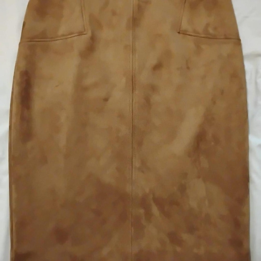 Tommy Hilfiger faux suede pencil skirt preppy minimalist clean light academia